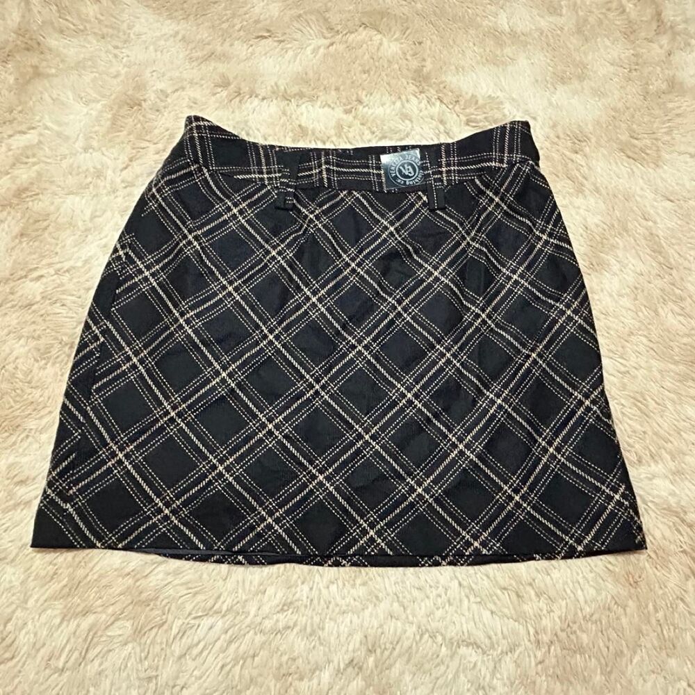 Venezia Women's Black and Navy Skirt